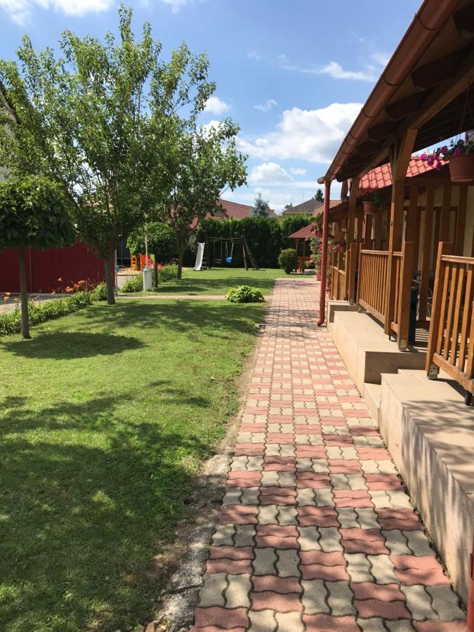 Zam-Zem Holiday Apartman Hajdúszoboszló Екстериор снимка